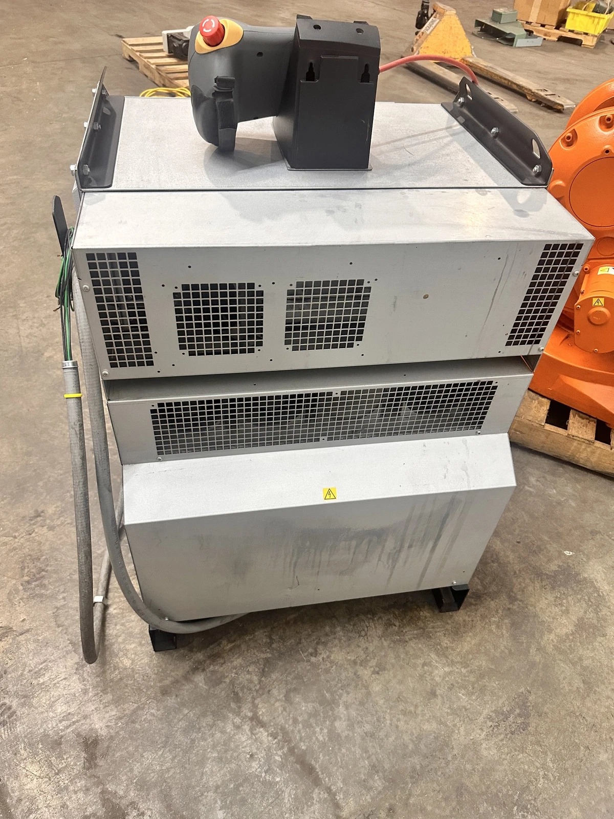 ABB IRB2400 Robot 12Kg Payload w/ IRC5 M2004 Control & Teach Pendant