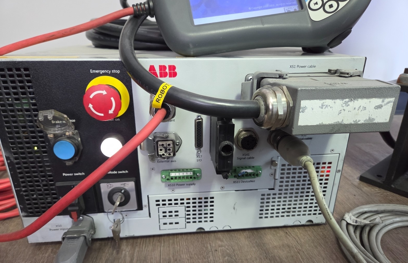 ABB IRB 120 Robot w/ IRC5 Controller