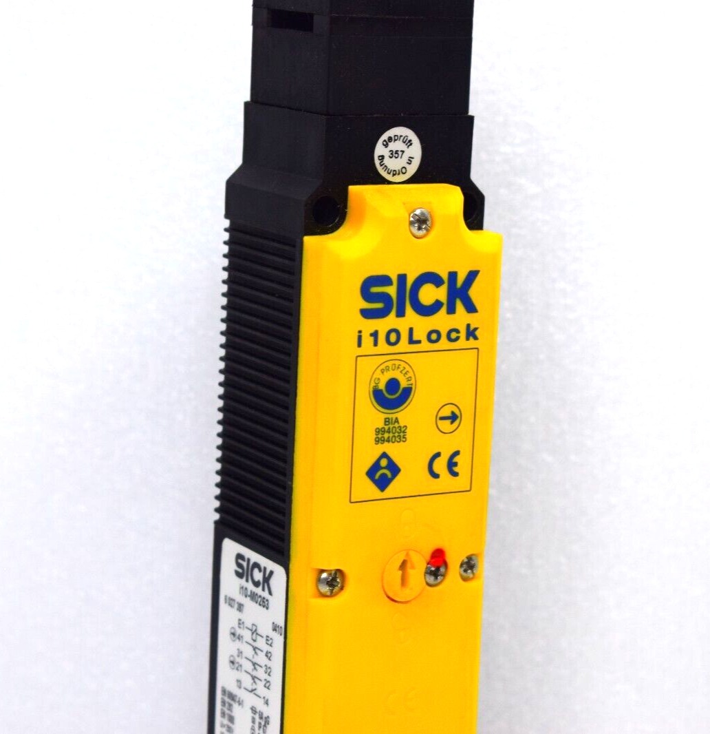 SICK I10-M0253 Safety Switch | I10 LOCK Safety Switch | New Open Box