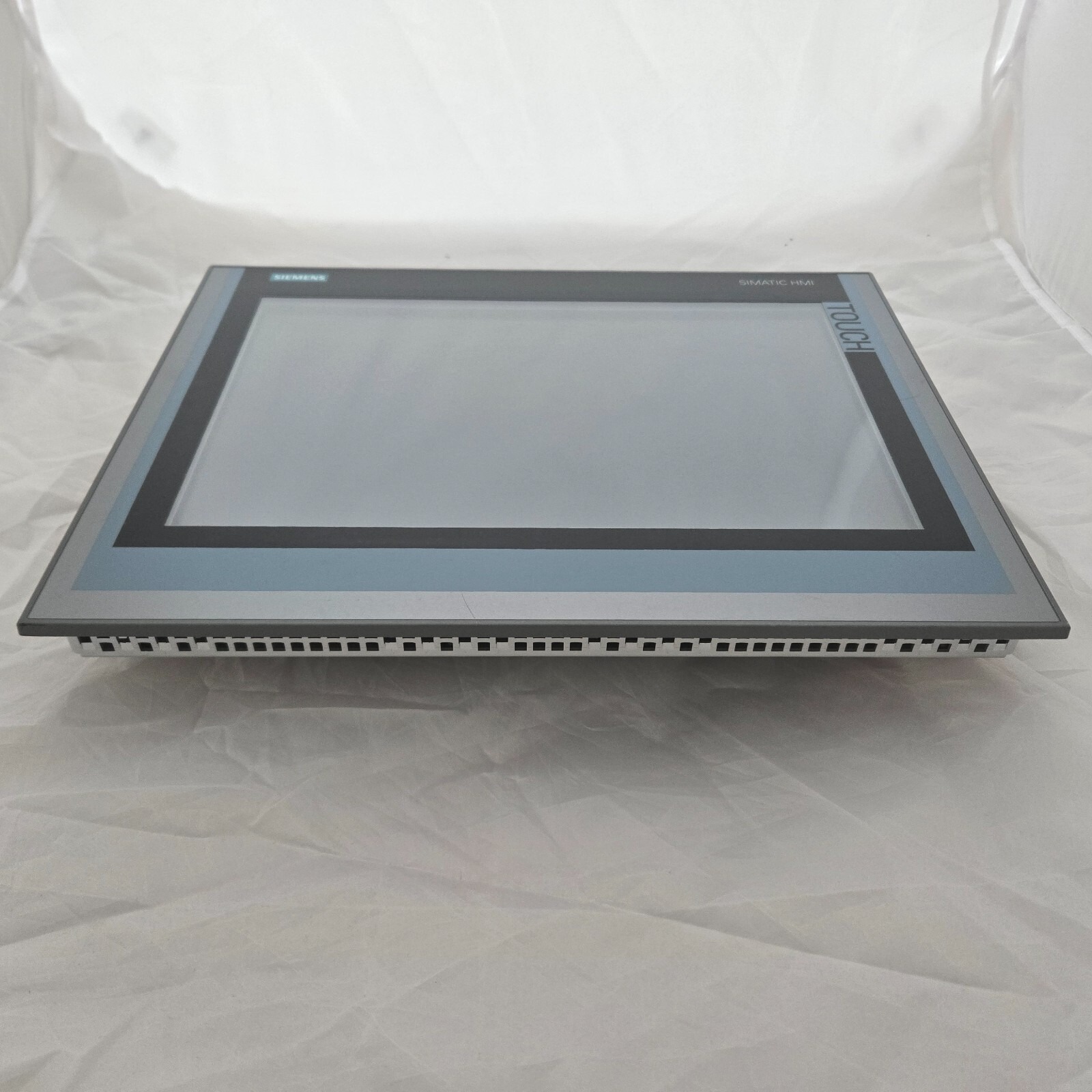 Siemens TP2200 Comfort 22" HMI Touch Panel 6AV7230-0DA20-0AA0 