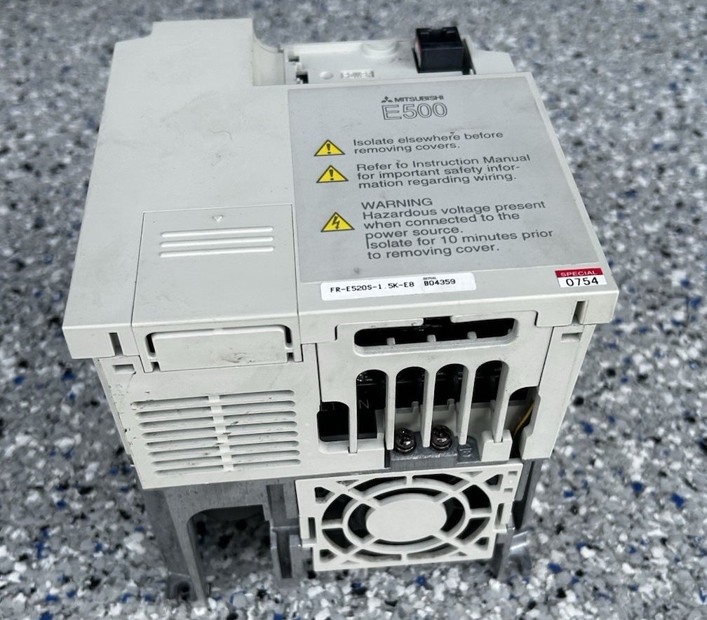 Mitsubishi FR-E520S-2.2K-E8 Inverter