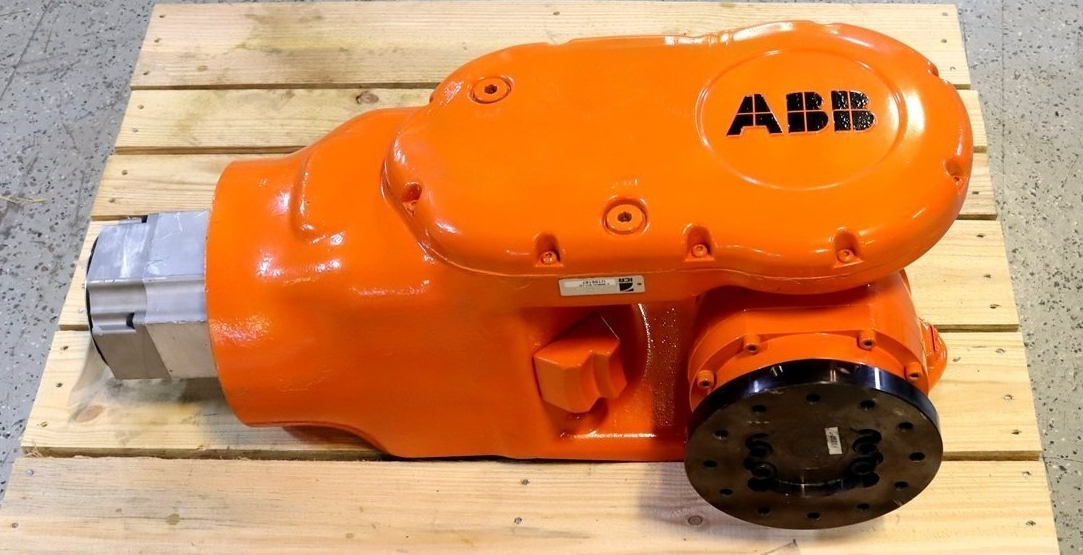 ABB ROBOT IRB 6600 TYPE1 FOUNDRY 175KG WRIST 3HAC58127-3