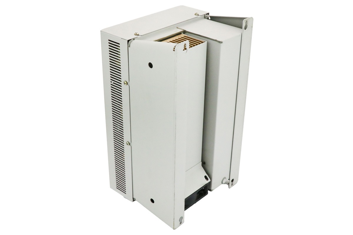 Allen-Bradley 1336E-B015-AE-EN 1336 PLUS II AC Drive, 15 HP Variable Frequency Drive