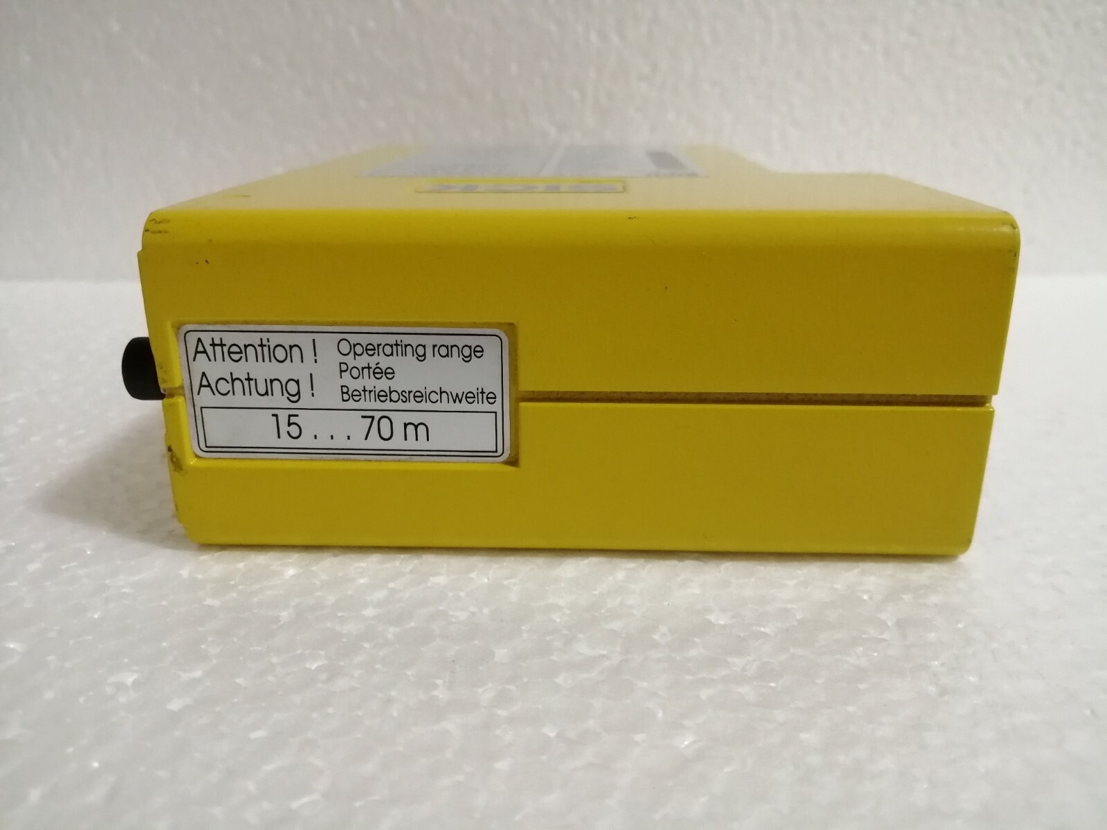 SICK WEU 26/2-231 Photoelectric Safety Switch | 1015753 | Industrial Safety Sensor | In Stock