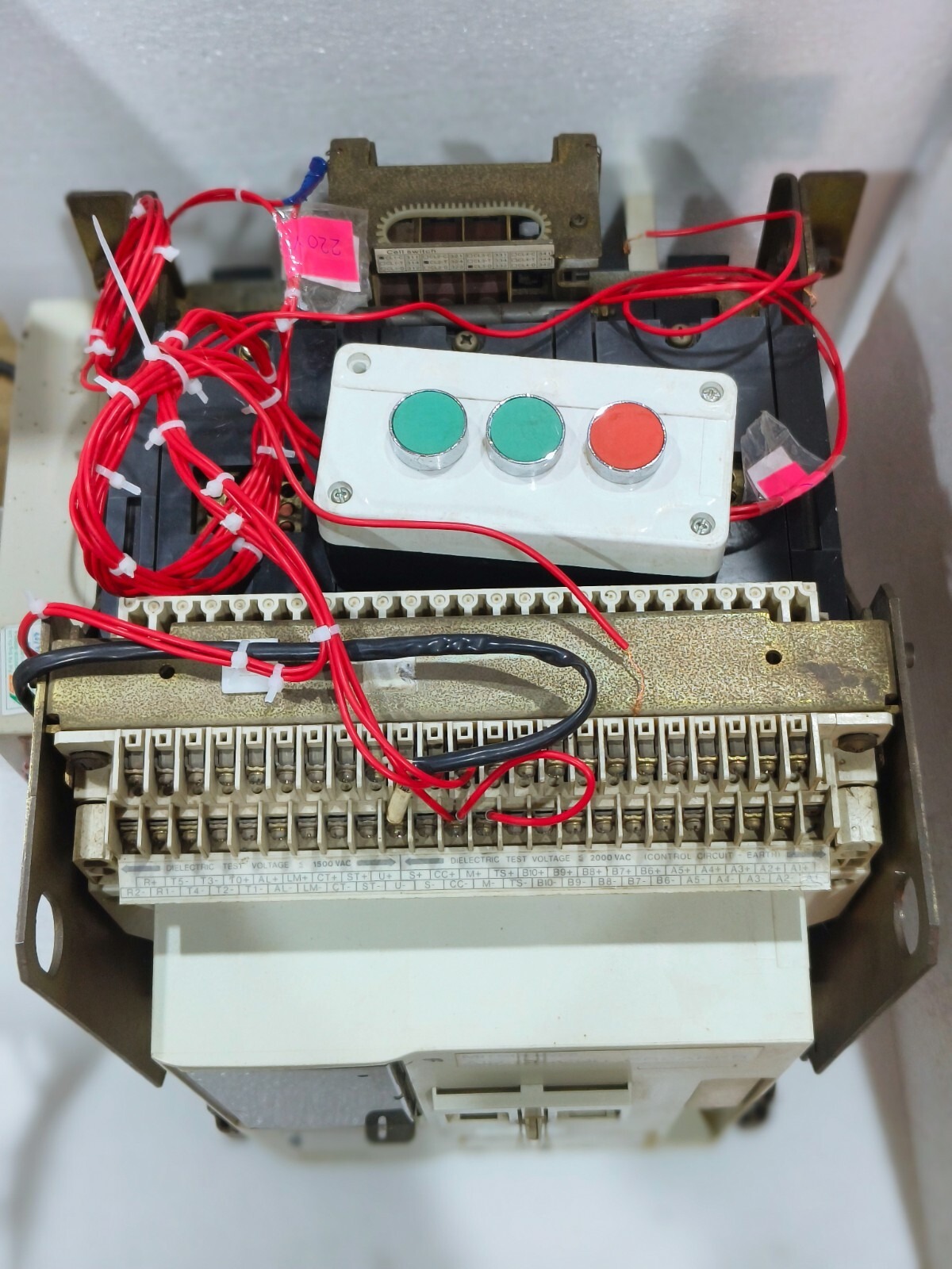 MITSUBISHI AE1600-SS 3-Pole Air Circuit Breaker ACB 1600 Amp.