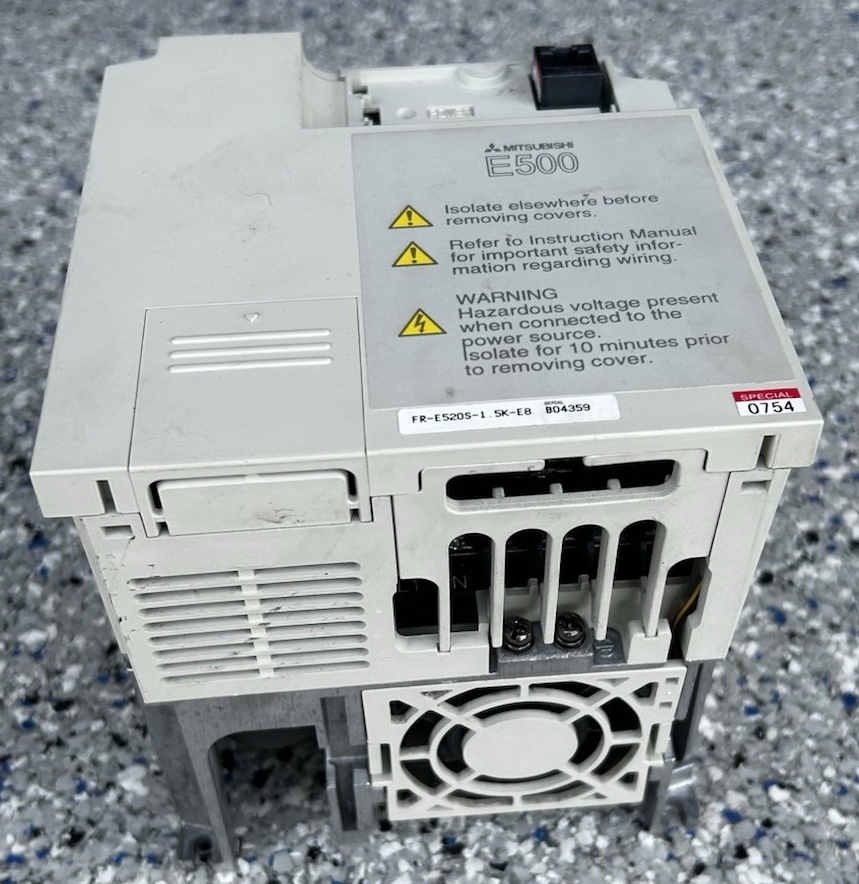 Mitsubishi FR-E520S-2.2K-E8 Inverter